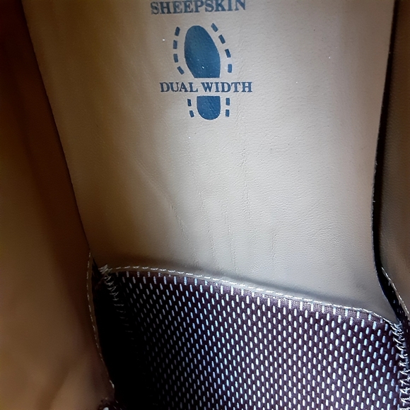 NWT, Johnston & Murphy,  XC4, SHEEPSKIN,  12XW, BLK,  Plain Toe Lace Up - Picture 8 of 11